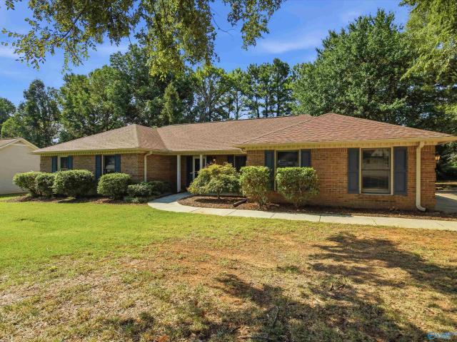 House for sale in Harvest, Alabama