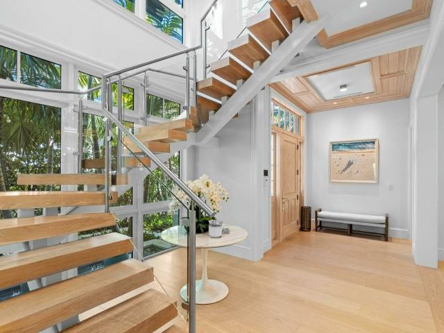 Apartment for sale in Palm Beach