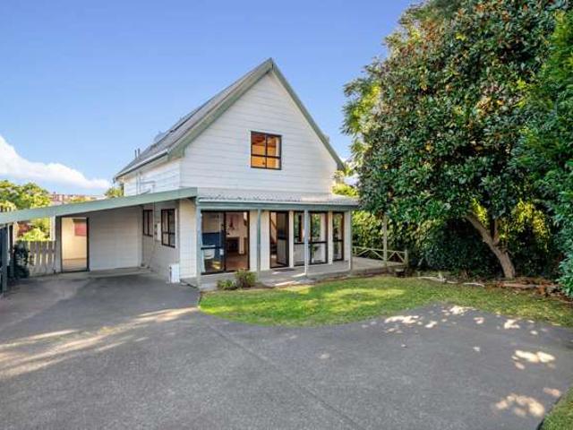 House for sale in Milford