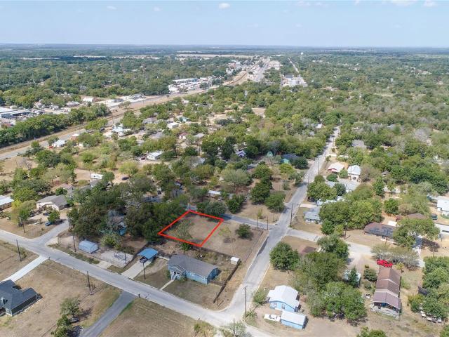 Land for sale in Luling, Caldwell County