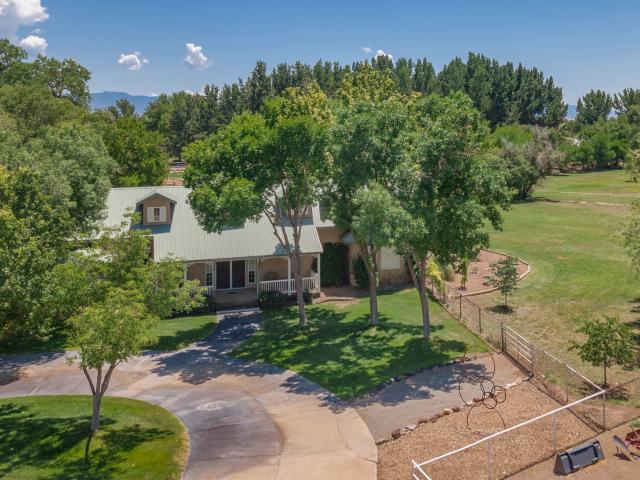 House for sale in Bosque Farms, Valencia County