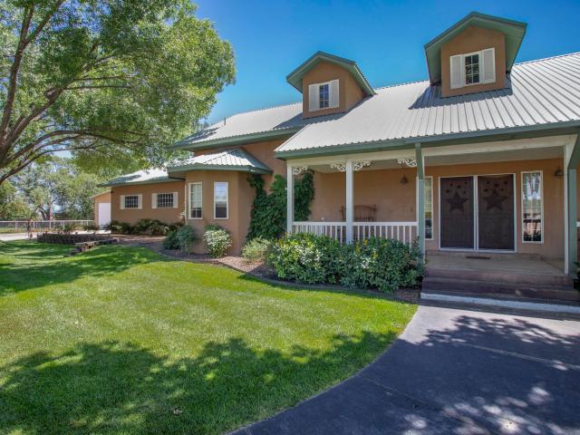 House for sale in Bosque Farms, Valencia County