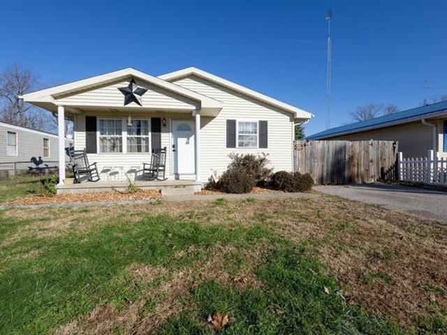 House for sale in Tennyson, Indiana