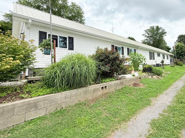 House for sale in Cave In Rock, Illinois