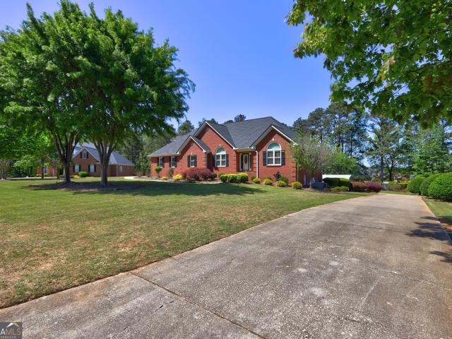 House for sale in Mcdonough, Georgia
