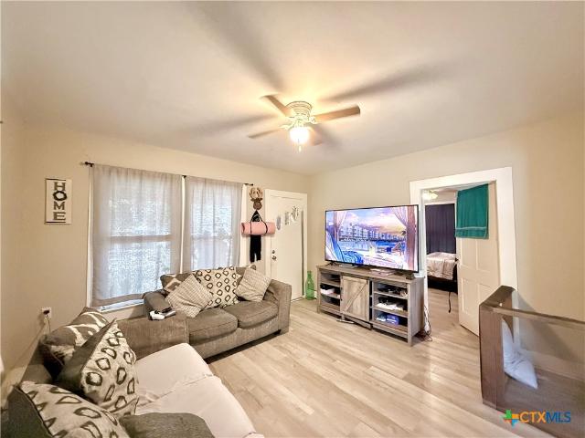 House for sale in Telferner, Victoria County