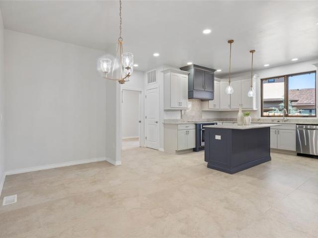 House for sale in White Rock