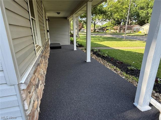 House for sale in Dover, Ohio