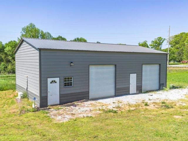 House for sale in Colbert, Georgia