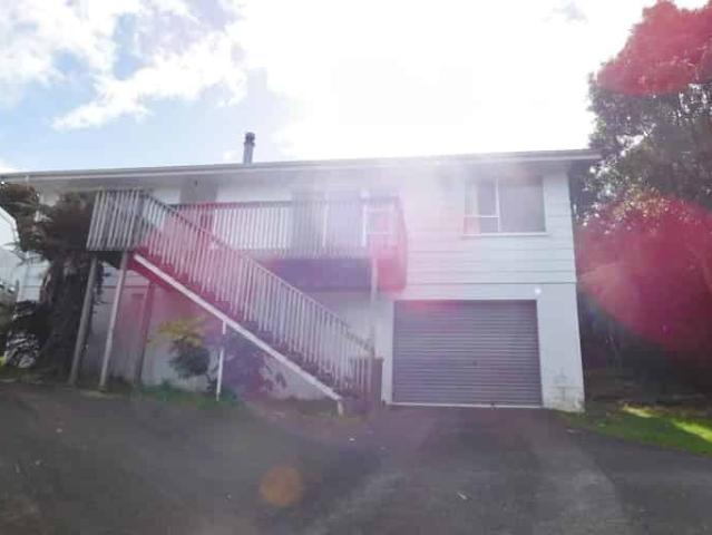 House for rent in Sunnynook, Oroua County