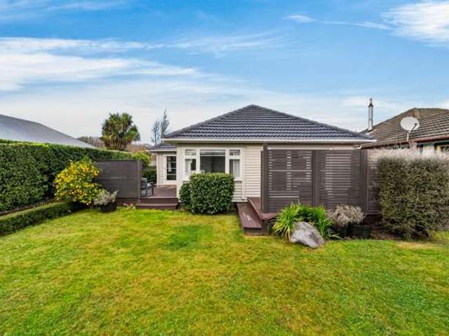 House for sale in Saint Albans, Canterbury