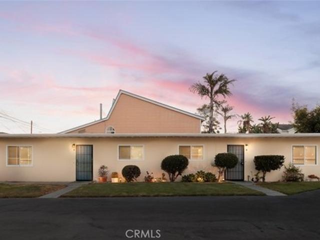 House for sale in Costa Mesa, California
