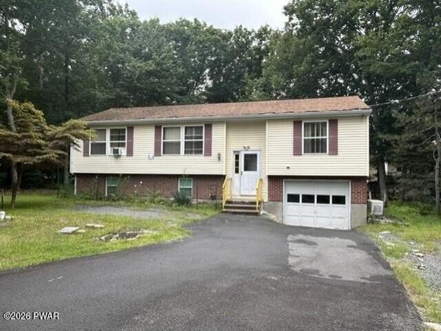 House for sale in Dingmans Ferry, Delaware Township