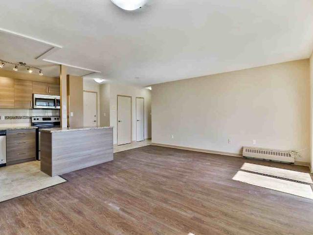 Apartment for rent in Etobicoke—Lakeshore, Toronto