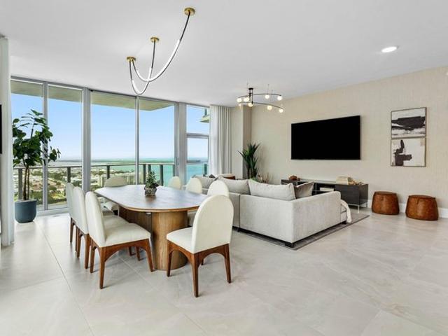 Condo for sale in Lake Park, Florida