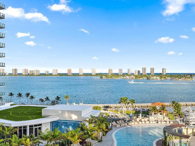 Condo for sale in Lake Park, Florida