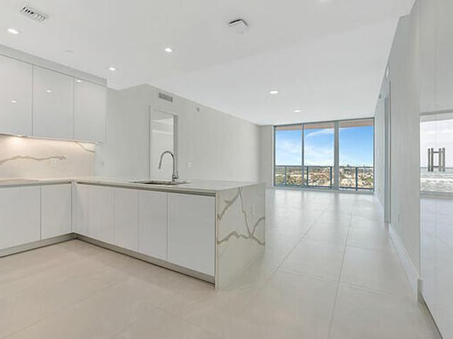 Condo for sale in Lake Park, Florida