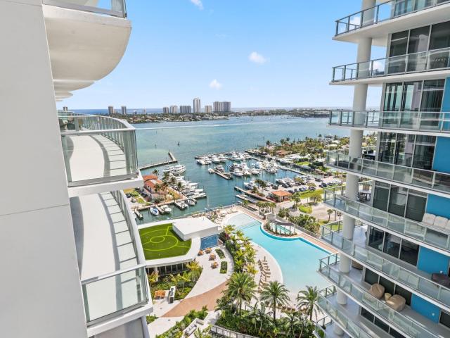 Condo for sale in Lake Park, Florida