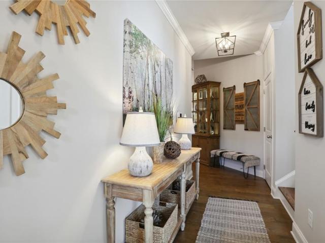 Townhouse for sale in Canton, Georgia