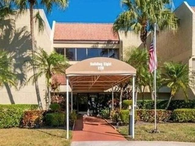 Condo for sale in Weston, Florida