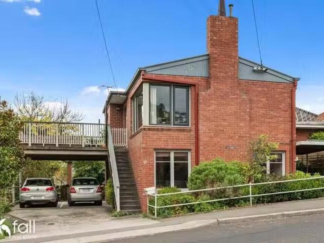 Apartment for rent in Dynnyrne, Tasmania