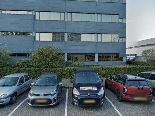 Bedrijfspand te huur in Plaspoelpolder, Rijswijk