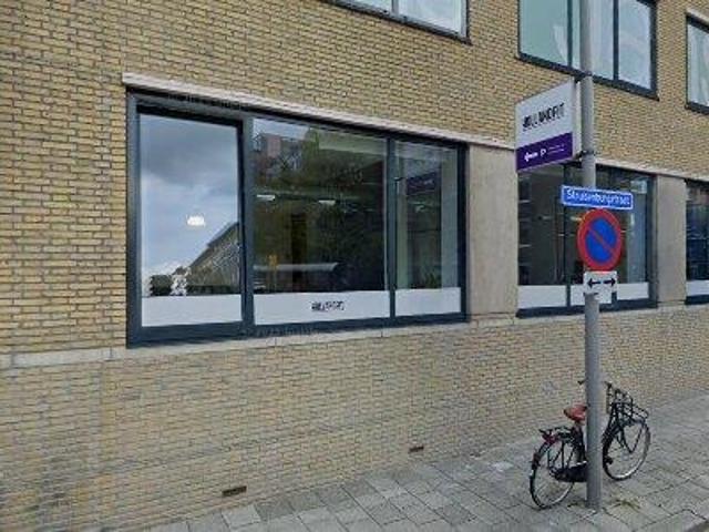 Bedrijfspand te huur in Struisenburg, Rotterdam