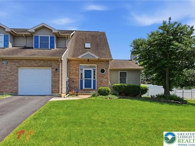 Townhouse for sale in Easton, Pennsylvania