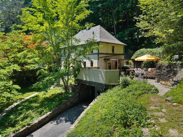 House for sale in Chappaqua, New York