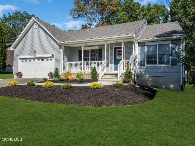 House for sale in Manahawkin, New Jersey