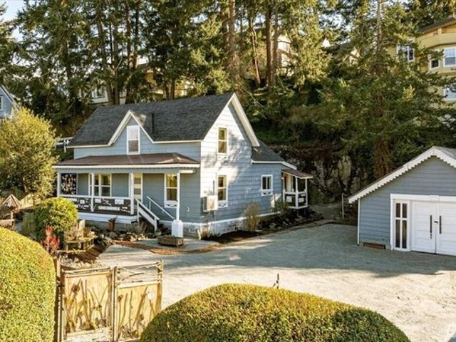 House for sale in La Conner, Washington
