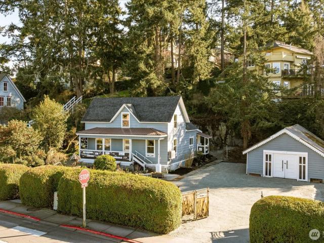 House for sale in La Conner, Washington