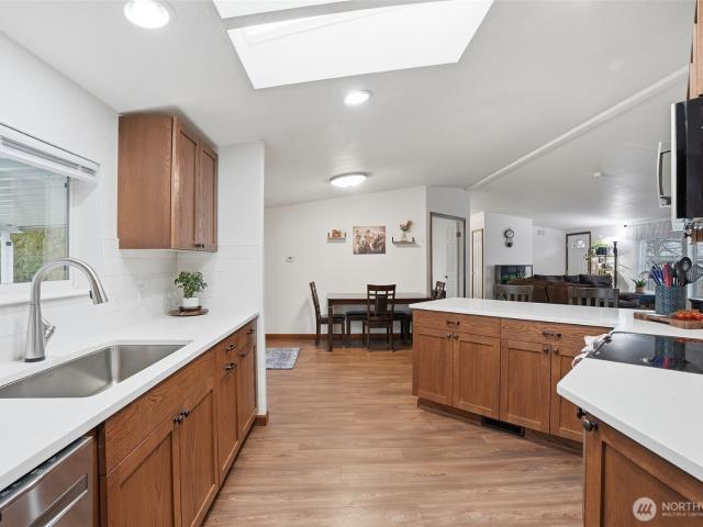 House for sale in Greenacres, Washington