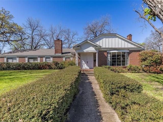 House for sale in Sherman, Texas