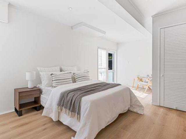 House for sale in Belmont