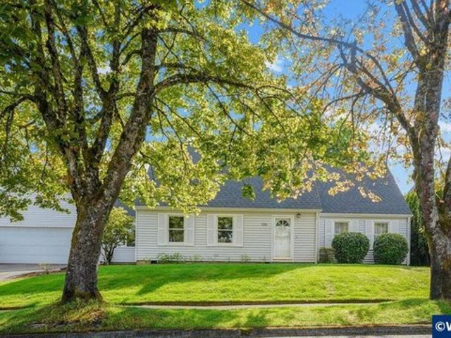 House for sale in Oregonia