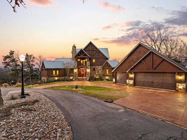 House for sale in Pottsboro, Texas