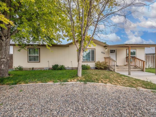 House for sale in Oregonia