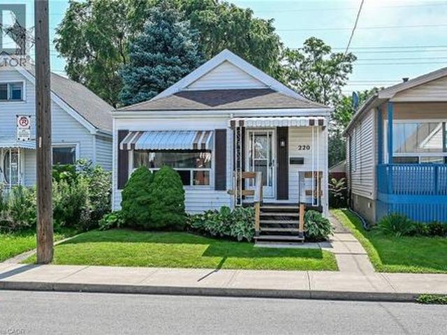 House for sale in Ancaster, Ontario