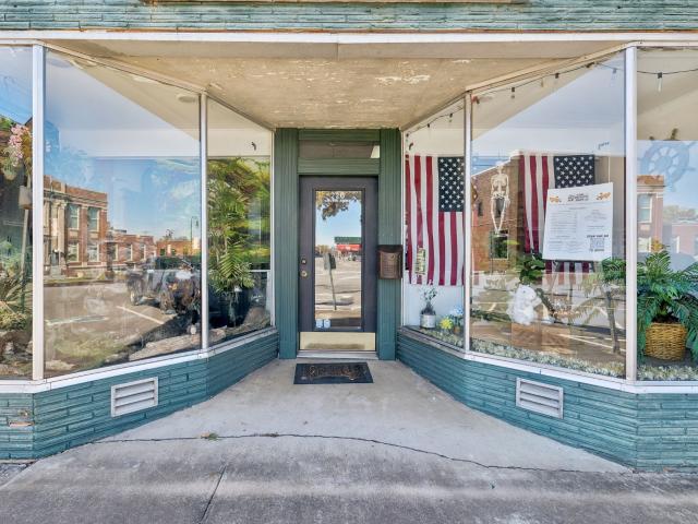 Commercial for sale in Tennessee