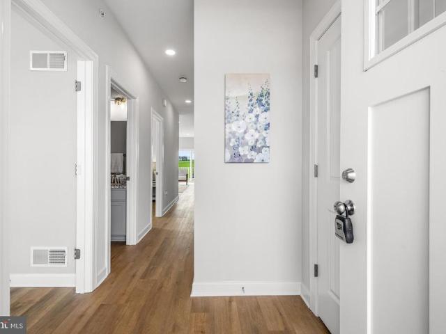Townhouse for sale in Glenville, Pennsylvania