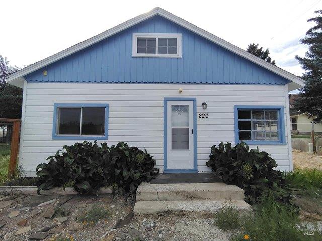 House for sale in Challis, Idaho