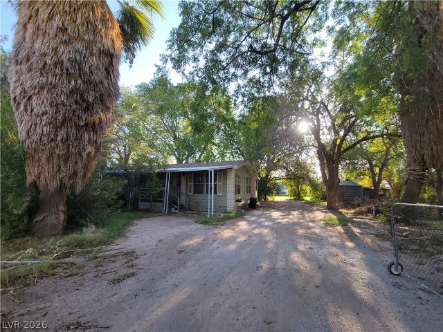 House for sale in Logandale, Nevada
