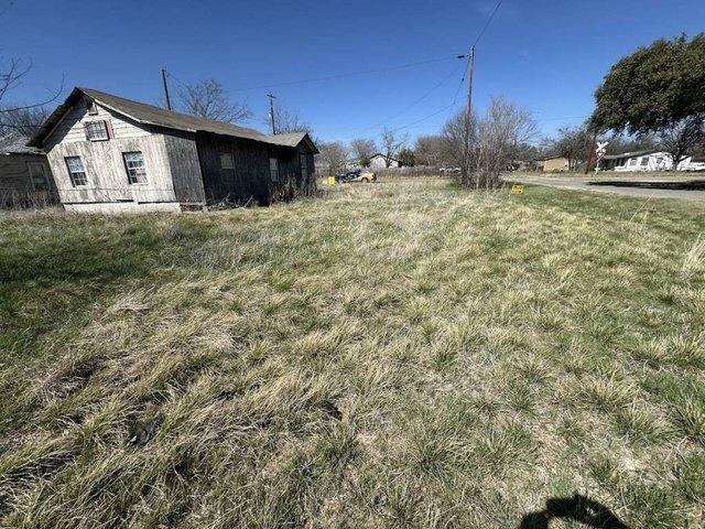 Land for sale in Crawford, Texas