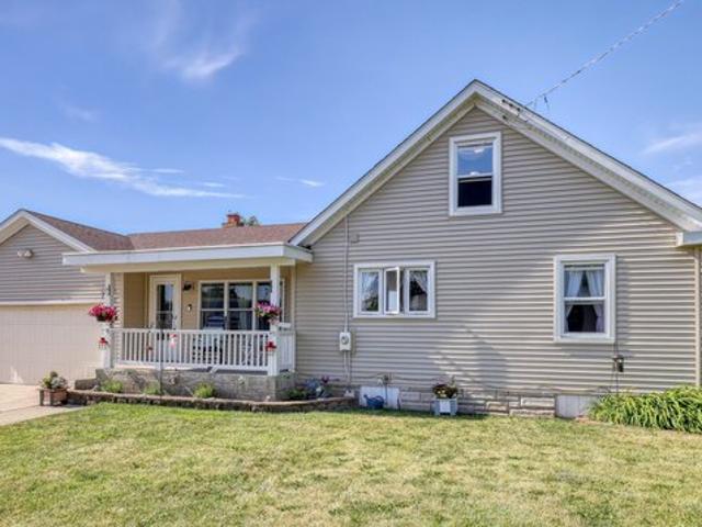 House for sale in Elburn, Illinois
