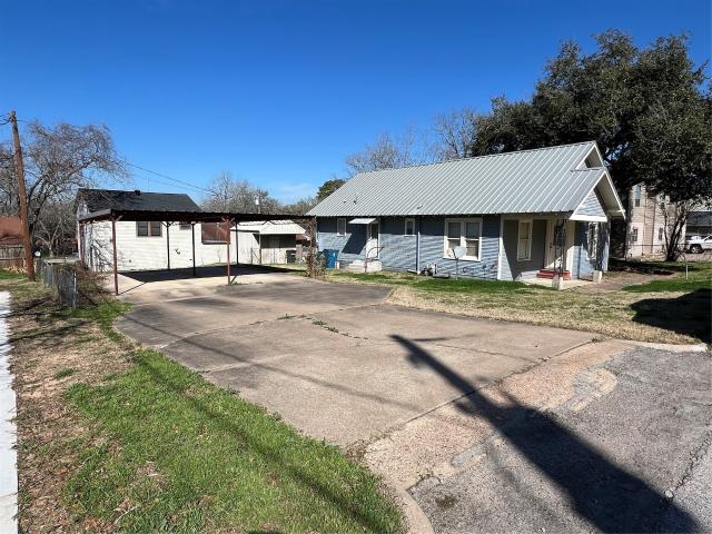 House for sale in Bellville, Texas