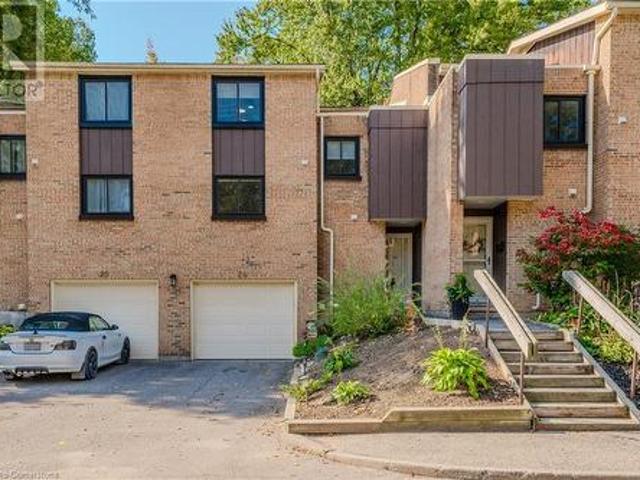 Townhouse for sale in Cambridge