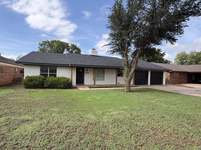 House for sale in Levelland, Texas