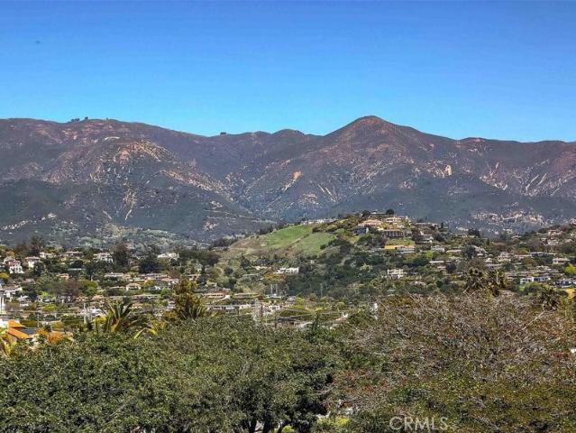 Townhouse for sale in Santa Barbara