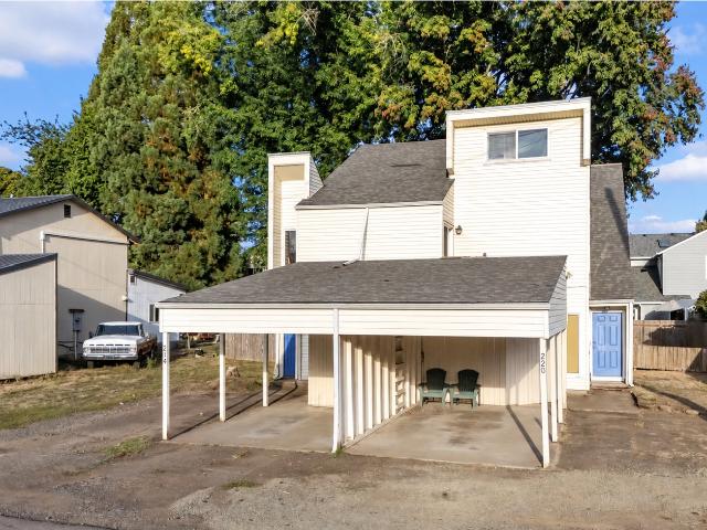 House for sale in Oregonia
